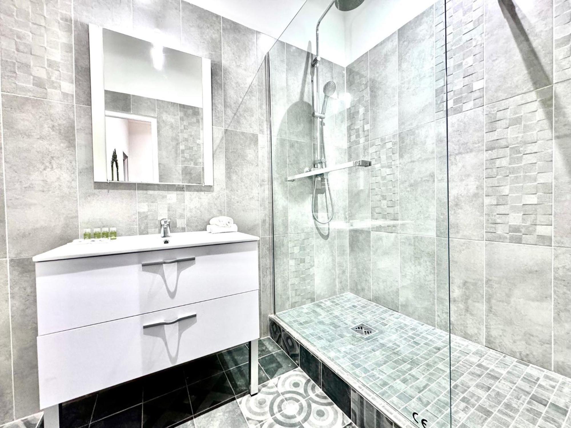 Aparthotel Riviera - Pont Vieux 2 - Old Town - Charm 2 Bedrooms Apartement Ac - 5Mn Beach Nisa Exterior foto